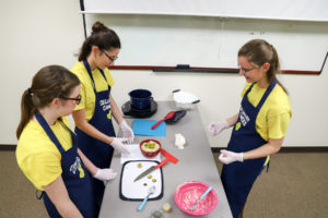 4-Her's participating in Family and Community Health contest